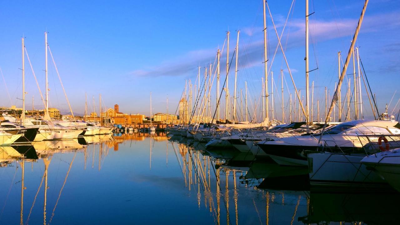 Incantevole Casa Sul Mare Vicino A Roma Nettuno Kültér fotó